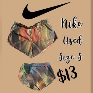Woman’s Nike shorts size small